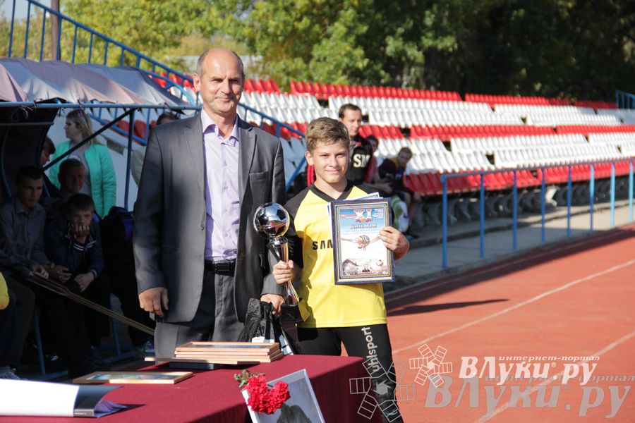 В Великих Луках завершился открытый турнир по футболу памяти М. Ф. Хренова (фото)