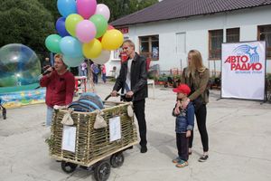 «Парад детских колясок» в День семьи, любви и верности (ФОТО)