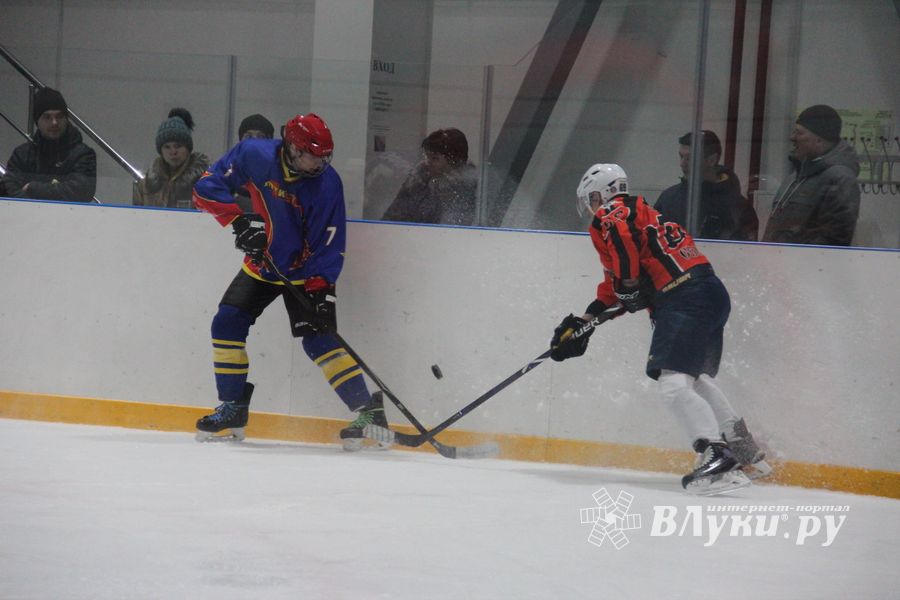 ХК «ЛукиСпорт» обыграл псковскую «Гвардию» по буллитам (ФОТО)