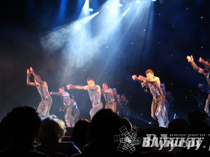 В Великих Луках состоялся концерт балета TODES