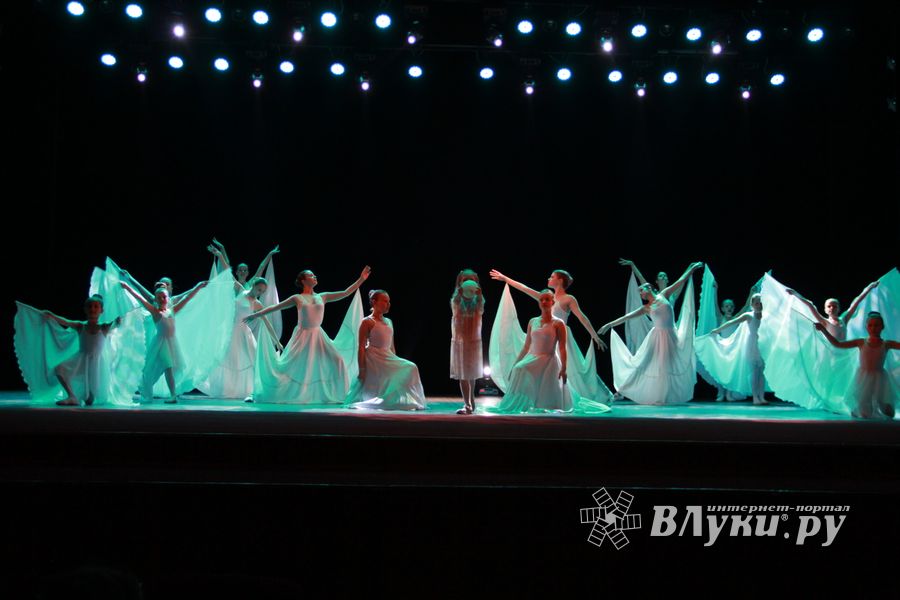 В ДК ЛК состоялся итоговый концерт фестиваля «Великолукская веснянка» (ФОТО)