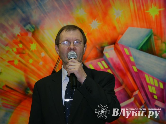 Универсальная выставка малого и среднего бизнеса открылась в Великих Луках