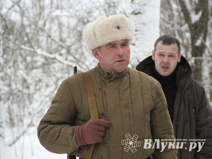 Никто не забыт: в Великих Луках благоустроили могилу неизвестного солдата (ФОТО)