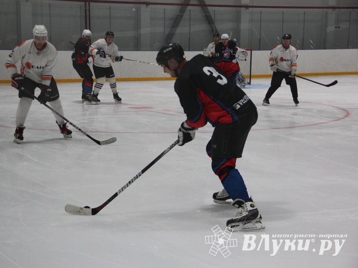 Великолукская команда «Экспресс 40+» дебютировал в НХЛ (ФОТО)