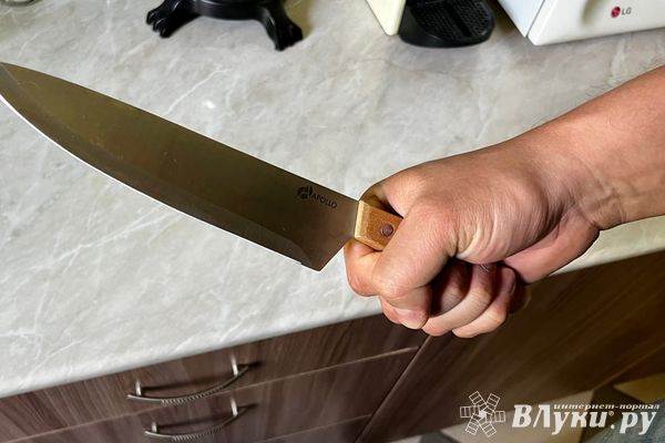 В Псковской области суд вынес приговор женщине, ранившей знакомую ножом в пьяной ссоре