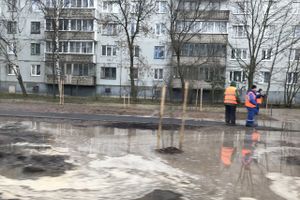 На улице Гражданской прорвало трубу (ФОТО; ВИДЕО)