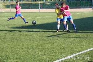 В Великих Луках команда «КПРФ» обыграла команду «Спартака» (фото)