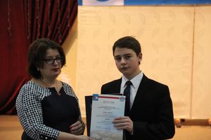 В Великих Луках наградили самых умных школьников 