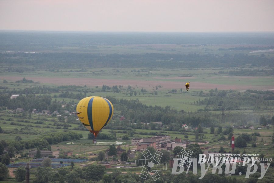 Открытие 18-й Международной встречи воздухоплавателей в Великих Луках