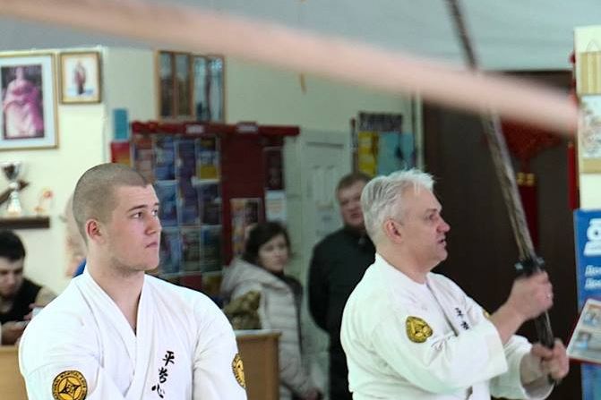 Великолукские последователи иайдзюцу выдержали сложный экзамен (ФОТО)