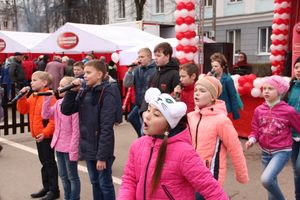 В Великих Луках проходит Весенняя ярмарка
