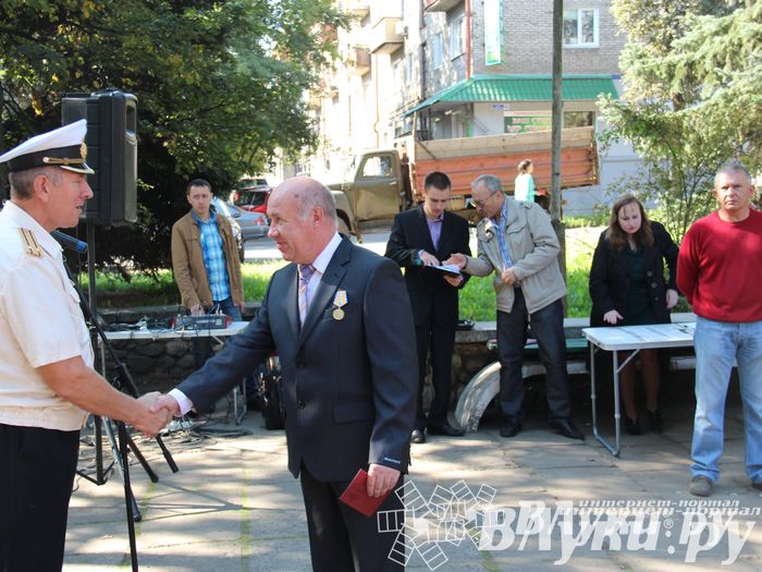 В Великих Луках воинов-интернационалистов наградили медалями