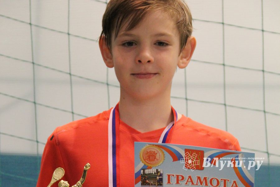 В СК «Ника» прошел открытый городской турнир по большому теннису (фото)