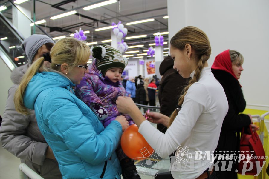 Открытие супермаркета «Тележка» в Великих Луках
