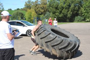 Большой спортивный праздник в Великих Луках (ФОТО)