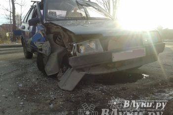 ДТП: машина — столб