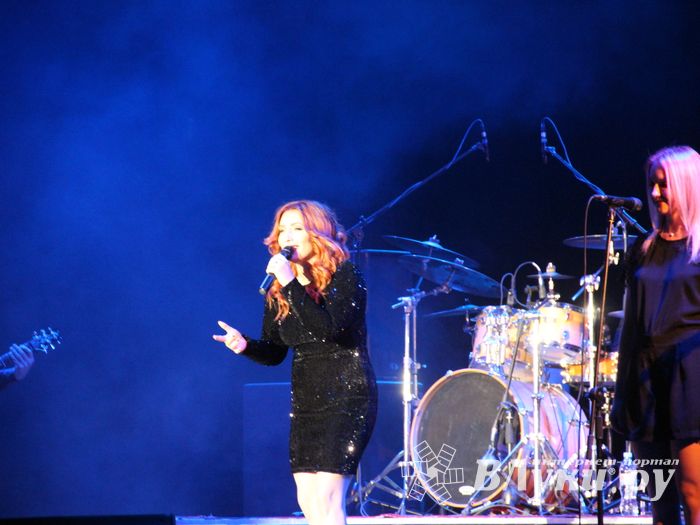 В Великих Луках прошел концерт Анастасии Спиридоновой (ФОТО)