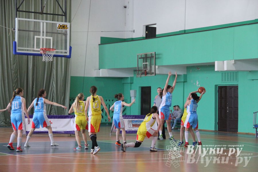 Игра за 3 место СОШ 12, Великие Луки — Гимназия Невель (девушки)