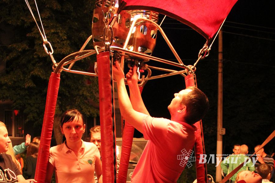 В Великих Луках отметили День России