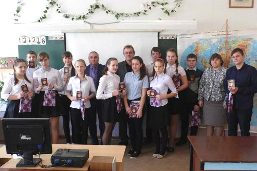 В Великолукском районе состоялось торжественное вручение паспортов (ФОТО)