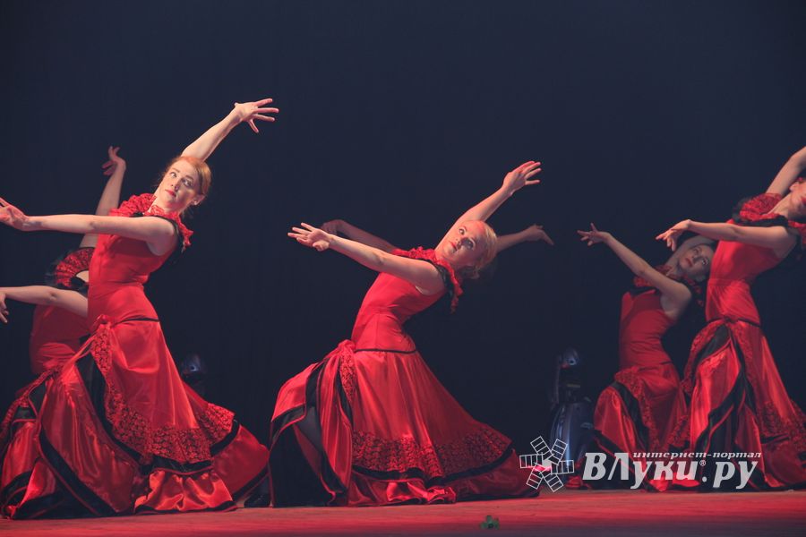 В ДК им. Ленина состоялся концерт театра «Трубадур»