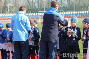 В Великих Луках прошел международный детский турнир по футболу «Наши надежды»