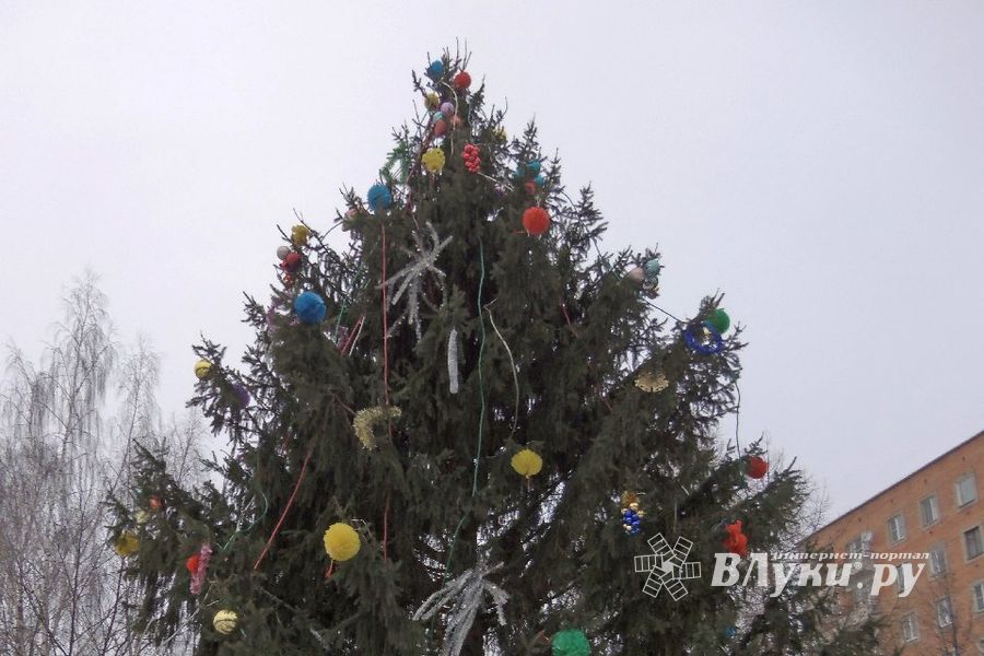 Город готовится к Новому году