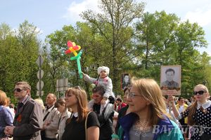 Парад Победы в Великих Луках (фото)