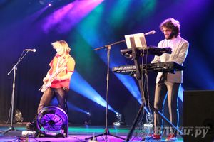 ДК ЛК Великие Луки: Две звезды в одном концерте (фото)