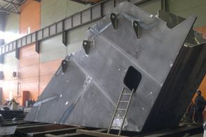 Сотрудники транспортного комитета оценили качество производства металлических изделий для путепровода в Великих Луках (ФОТО)