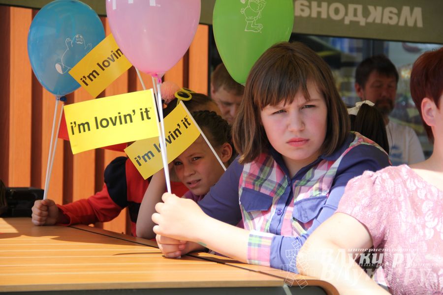 В Великих Луках открылся самый известный в мире общепит (фото)