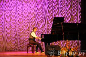 В Великих Луках детская филармония открыла свой 33 сезон (фото)