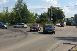 В Великих Луках столкнулись ВАЗ и Фольксваген (ФОТО)