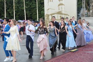 Великолукской «Бригантине» пришлось поплавать под дождём (ФОТО)