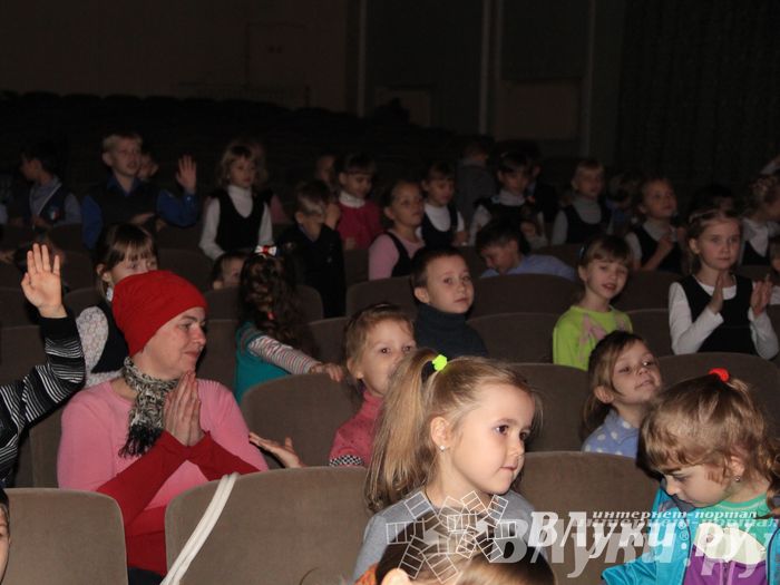 Состоялась премьера спектакля «Однажды в сказке...» (фото)