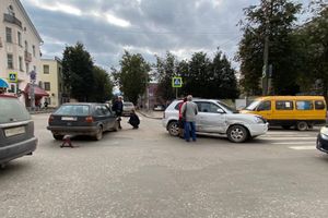 ДТП на перекрёстке Ленина-Некрасова (ФОТО)