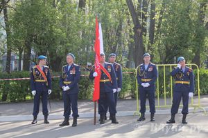 Парад Победы в Великих Луках (фото)