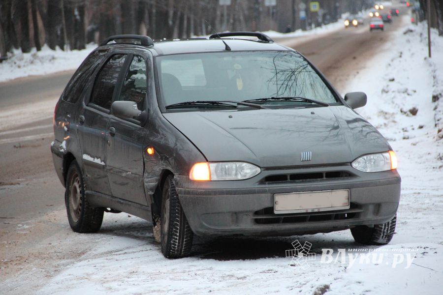 Две легковушки столкнулись на Гагарина (ФОТО)