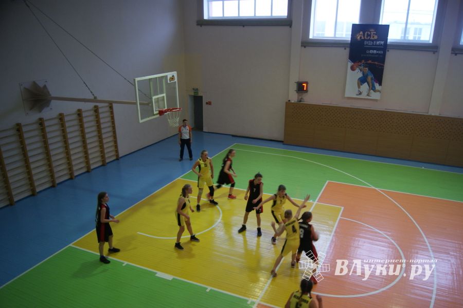 Великолучанки завоевали «серебро» на традиционном турнире по баскетболу (ФОТО)