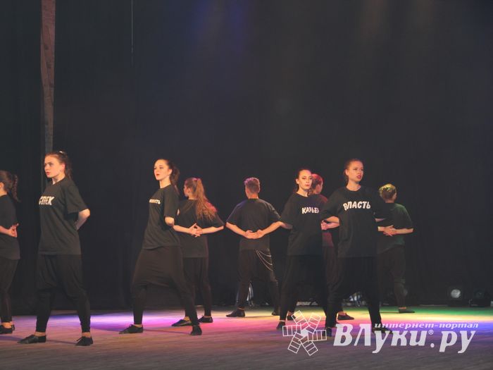 18 мая состоялся юбилейный концерт коллектива мажореток «Золотые погоны» (ФОТО)