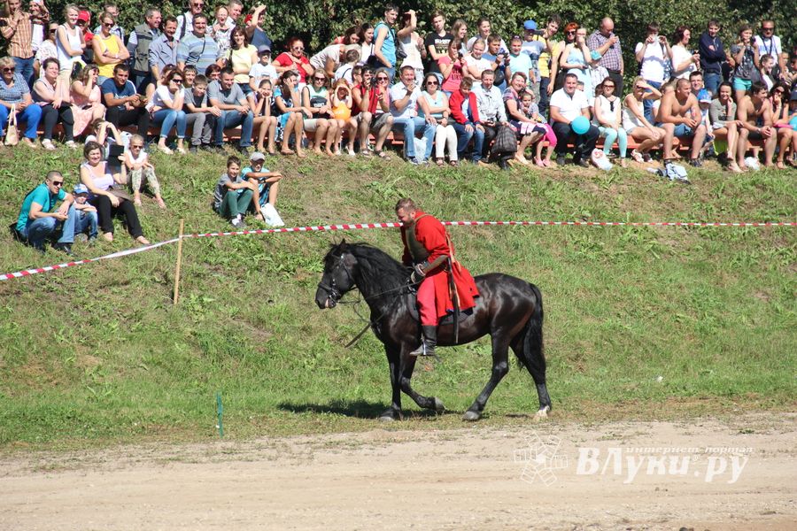 Великолукская Крепость соединила прошлое и настоящее (ФОТО)