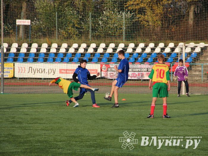 В Великих Луках завершился Чемпионат по Дворовому футболу (ФОТО)