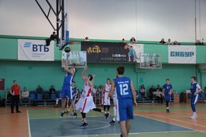 В Великих Луках завершился Международный турнир по баскетболу (ФОТО)