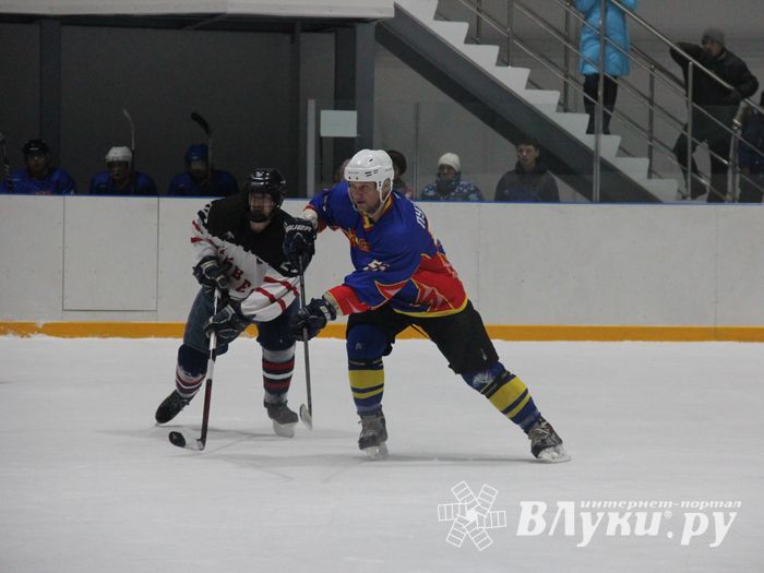 ХК «ЛукиСпорт» разгромила команду Невеля (ФОТО)