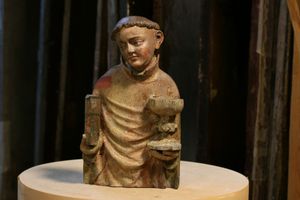 Три иконы, скульптура и портрет вернулись в Псковский музей-заповедник после реставрации (ФОТО)