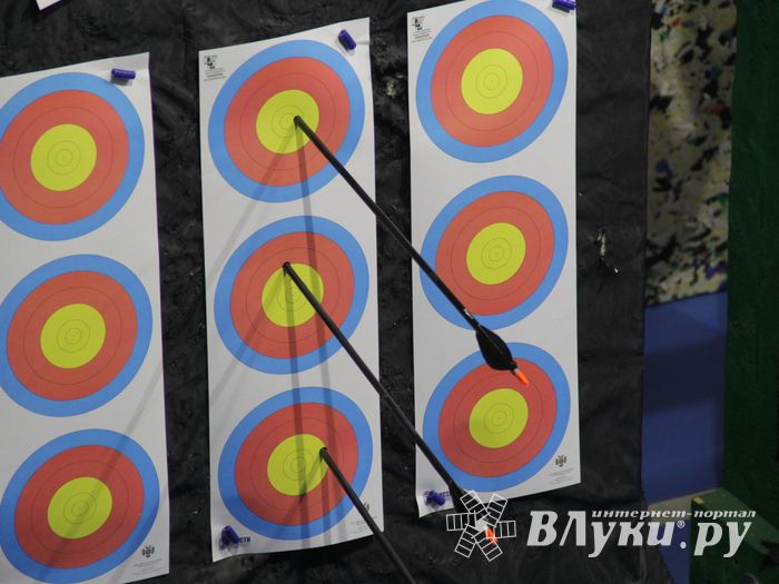 В Великих Луках стартовали всероссийские соревнования по стрельбе из лука «Надежда России» (ФОТО)
