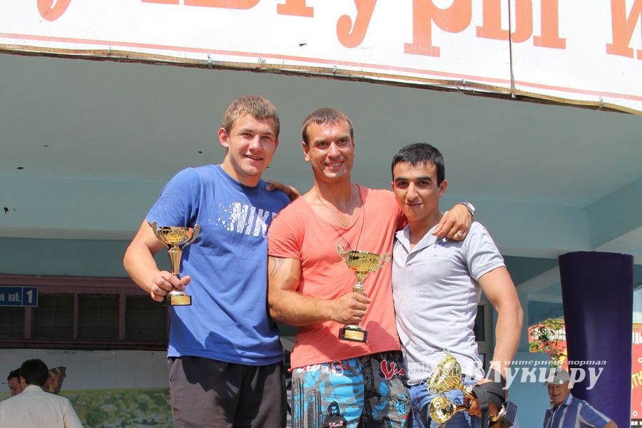 В Великих Луках отметили День физкультурника