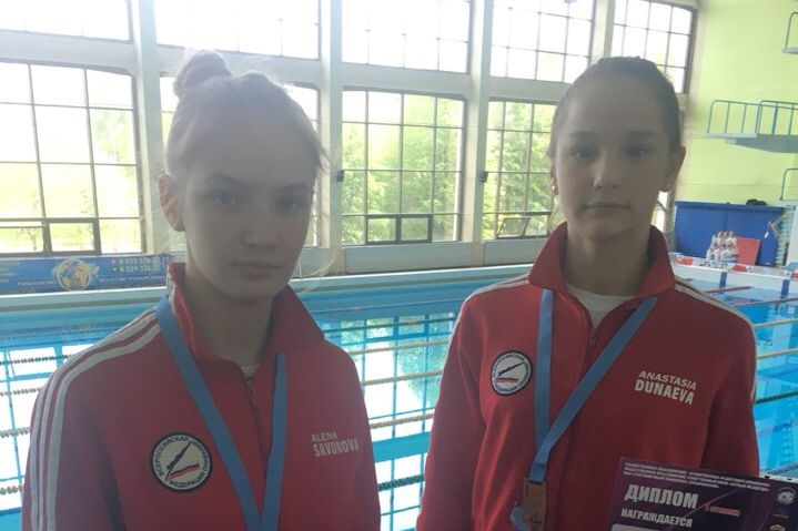 Великолукские пловци привезли награды с международных соревнований (ФОТО)