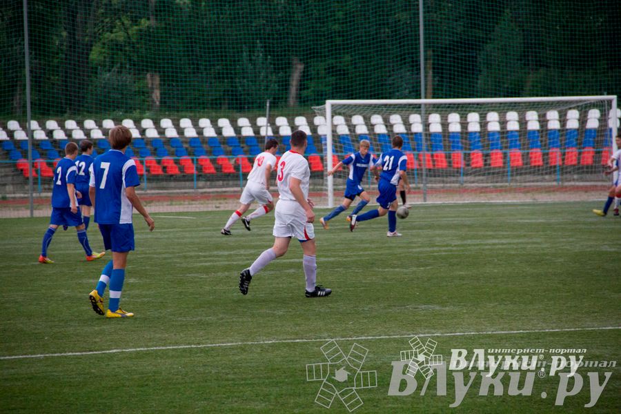 Футбольный матч «Экспресс-2» — «КПРФ»