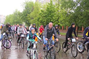 Зигзаг здоровья выполнили великолукские велосипедисты (ФОТО)